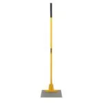 RASPADOR DE PISO COM CABO 30X130CM